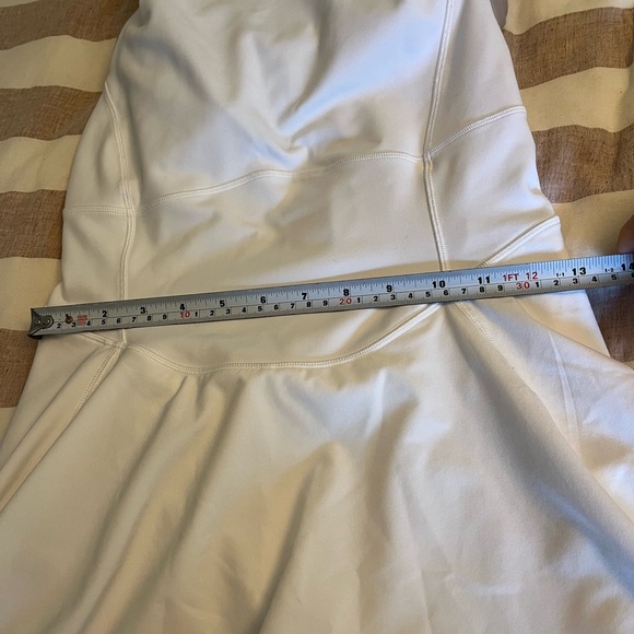 Lululemon "2022" Court Crush Dress
White Size 6 Tennis, Golfing, activewear - Picture 14 of 16